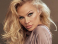 Pamela Anderson söylemiyle sosyal medyada gündeme oturdu
