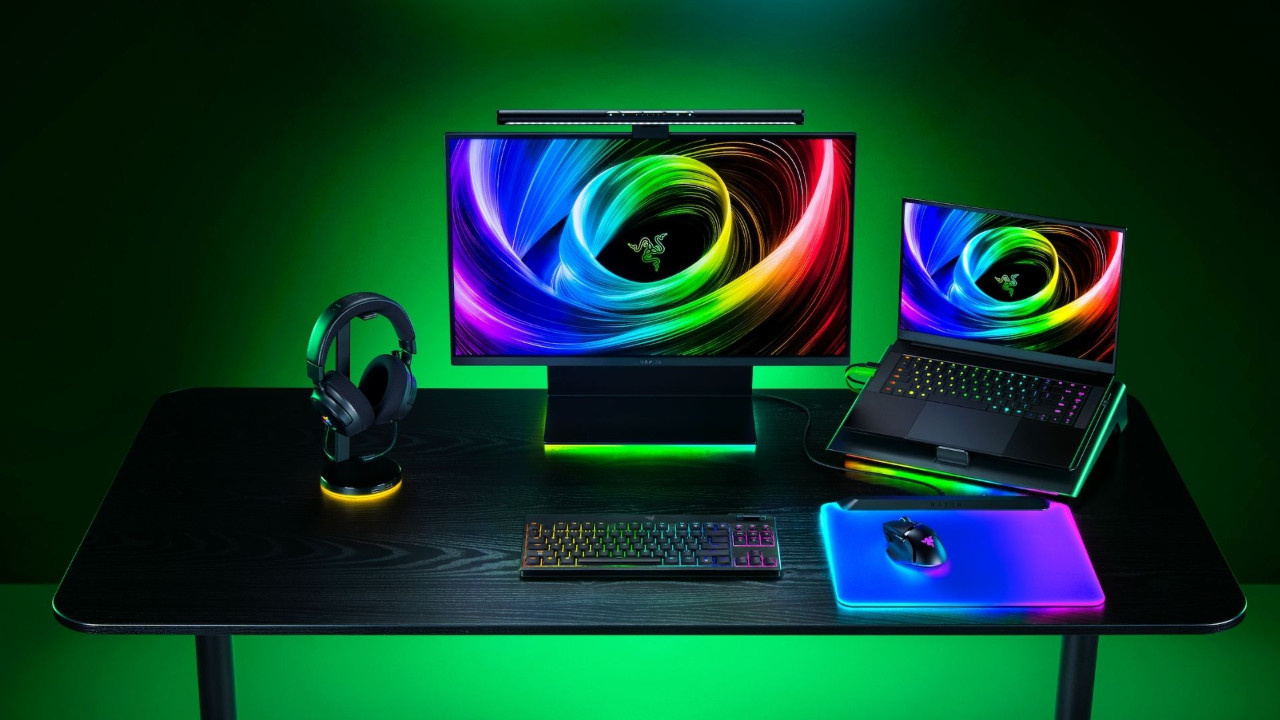 Razer BlackWidow V4 Low-Profile: Oyun Tutkunları İçin Kompakt ve Ergonomik Tasarım!