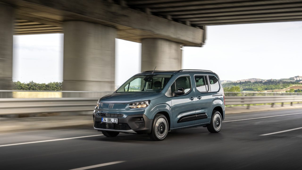 Fiat yıl sonu indirimini abarttı, enişteler Doblo'nun fiyatını duymasın