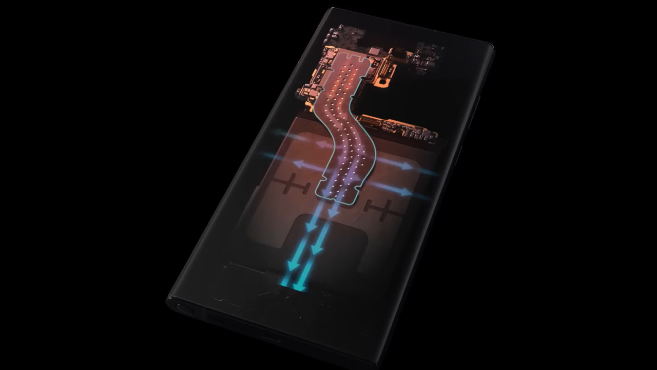 Samsung cihazları için yeni soğutma sistemini test ediyor