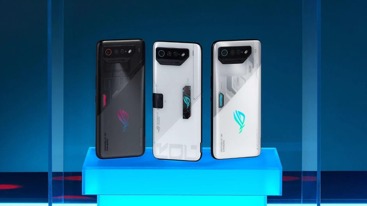 Asus telefon işinden çekiliyor mu?