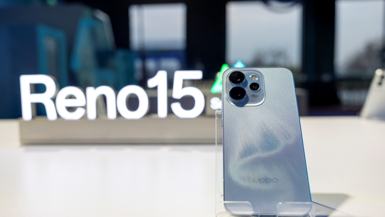 OPPO Reno15 serisi, kuzey ışıklarının güzelliği ile raflarda