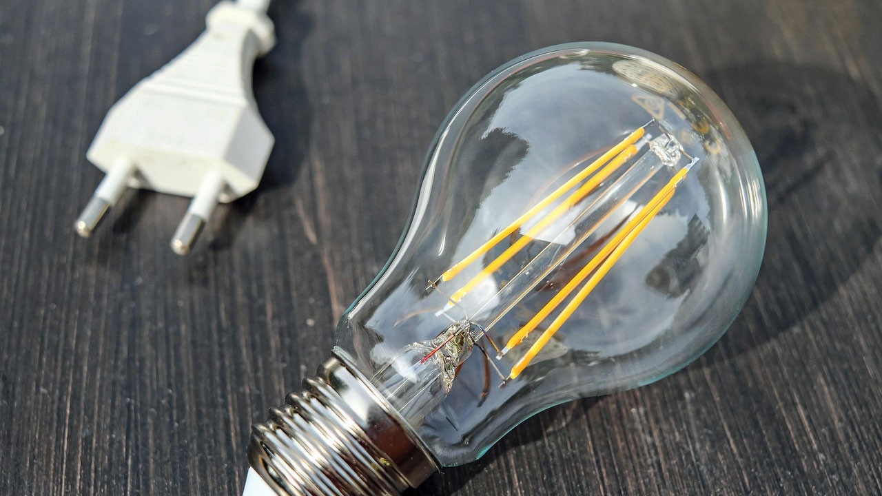 Doğal gaz ve elektriğe zam sinyali: Tarih verildi