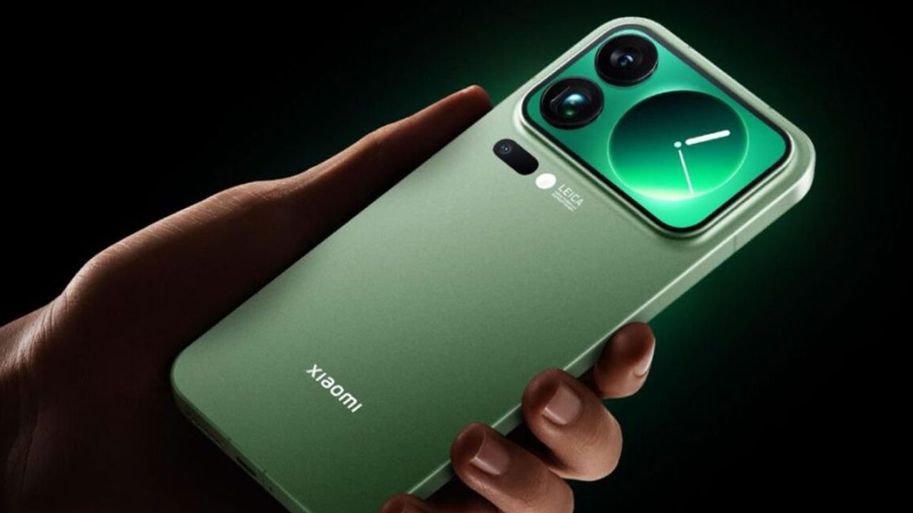 Xiaomi 18 Pro yapay zeka destekli arka ekranla geliyor