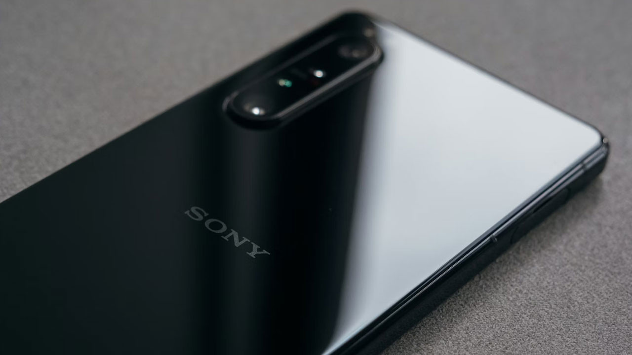 Sony Xperia 1 VIII'in AI kamera tanıtımı geri tepti: Yapay zeka fotoğrafı bozdu