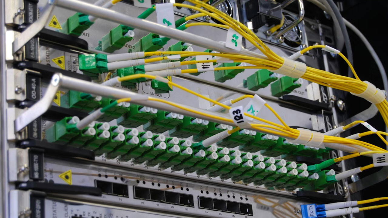 Japonya'dan 6G rekoru: 560 GHz'de 112 Gbps kablosuz hız başarısı