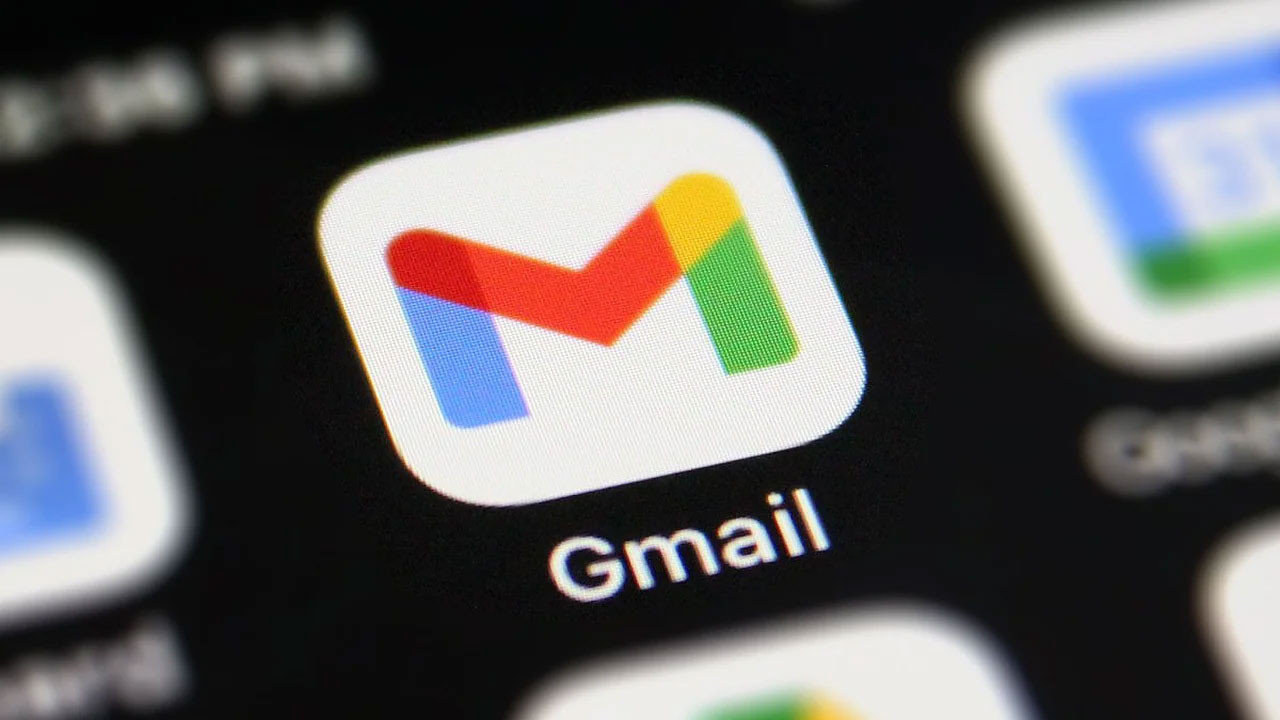 Google, Gmail Live ile e-postalarla konuşma dönemini resmen başlattı