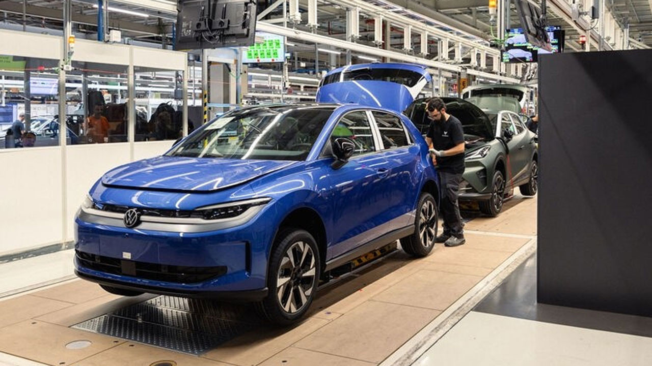 Volkswagen, ID. Polo ve Cupra Raval'in üretimine başladı