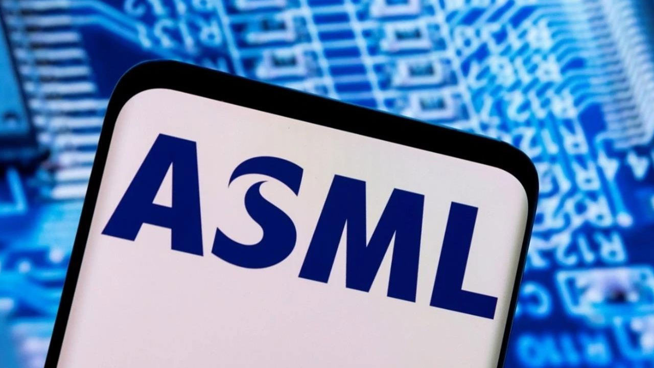 ASML, 668 milyar dolarla Avrupa'nın en değerli şirketi oldu
