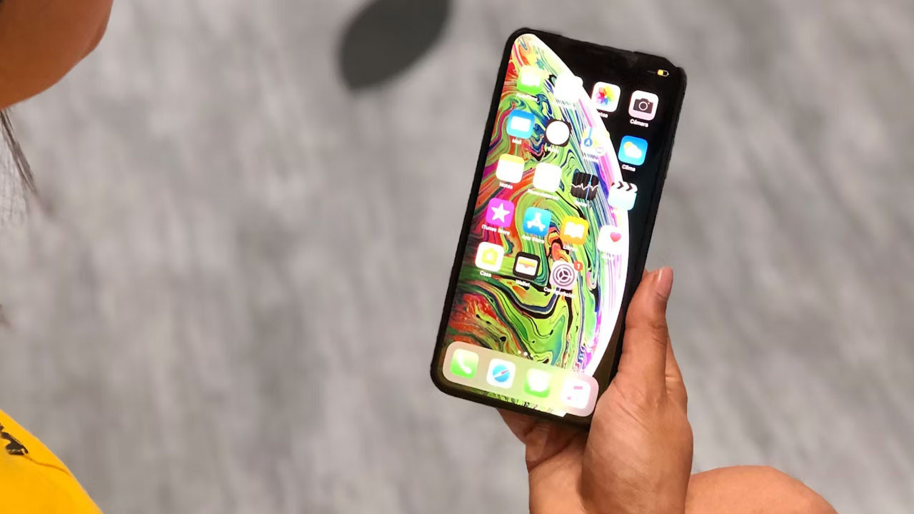 Apple, çocuk hesapları için ebeveyn kontrollerini güçlendiri