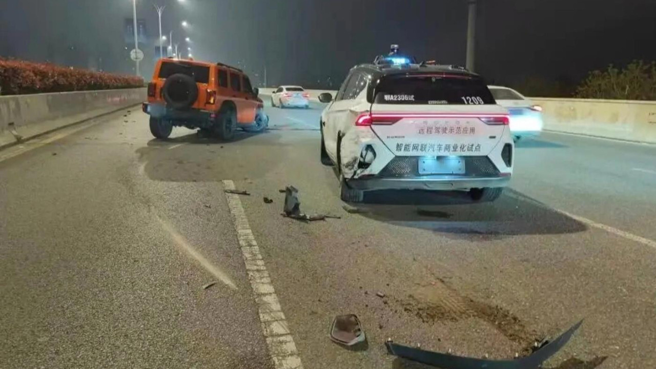 Çin, Baidu'nun robotaxi kazasının ardından otonom araç lisan
