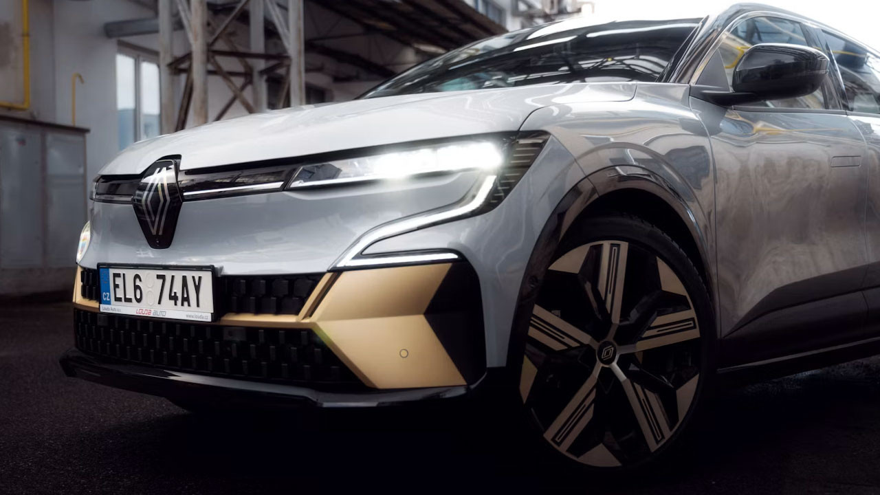 Renault 5 E-Tech güncellendi: Daha fazla menzil ve yeni teknoloji