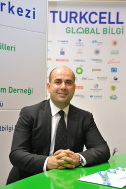 1351955095_turkcell-global-bilgi-genel-muduru-bahadir-pekkan.jpg