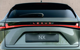 Makyajlı Lexus NX tanıtıldı: 100 km elektrikli menzil ve yeni kabin