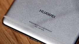 Huawei, üç kameralı P20 için video yayınladı