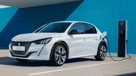 Egea fiyatına elektrikli Peugeot 208 fırsatı, hem de faizsiz kredi avantajıyla