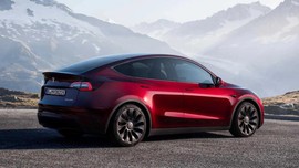 Tesla Model Y Türkiye fiyatları tepetaklak oldu, herkes satmak için fiyat kırıyor