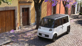 Meksika’nın ilk yerli elektrikli aracı tanıtıldı