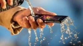 Xperia Z suya düştü! İnceleme