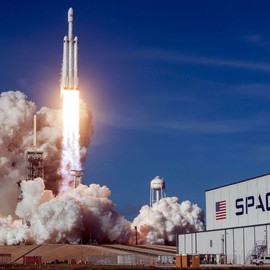 SpaceX mekiği alevler içerisinde kaldı!