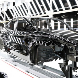 Tesla ucuz bir model için kolları sıvadı