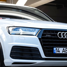 Audi yeni Q7 ve SQ7'yi tanıttı: 591 beygirlik V8 ve gelişmiş aydınlatma