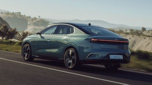 TOGG T10F fiyatı belli oldu, Tofaş parasına son model sedan sahibi olun