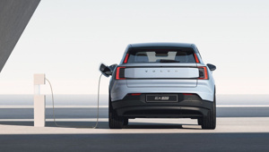 Volvo'nun bu modeli kapış kapış gidiyor, bayide izdiham çıkaran kampanya