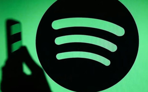 Apple Music'e büyük çalım: Spotify 300 milyon aboneyi devirdi