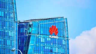 ABD Huawei kararını erteledi