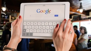 Google Hangouts şimdilik kapanmıyor!