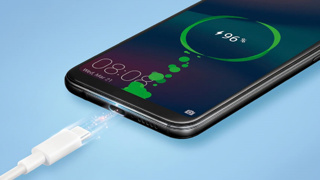 Müjde! Sök, tak bataryalar geri dönüyor! Apple da yapmak zorunda kalacak!