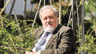 İlber Ortaylı’yı yerden yere vuran dayı sosyal medya da trend oldu! “İlber Ortaylı kim ya?”