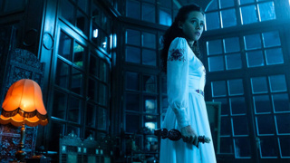 Netflix'in korkuyu farklı bir boyuta taşıyor! İşte The Invitation