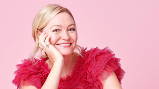 “Geek Girl” Netflix Dizisi: Çekimler başlıyor ve şimdiye kadar bildiğimiz her şey