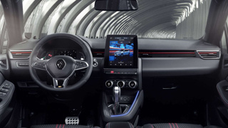 Yeni Renault Clio fiyat listesini görenler inanamadı! Kasa yenilendi fiyatlar dibi gördü!