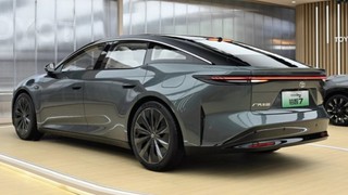 Toyota yeni elektrikli otomobilini tanıttı: İşte karşınızda Toyota bZ7