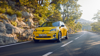 Pop ikonu geri döndü: Renault 5 E-Tech elektrikli Türkiye’de satışta
