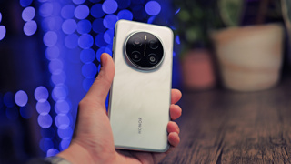 Honor görenleri şaşkına çevirecek bir telefon üzerinde çalışıyor