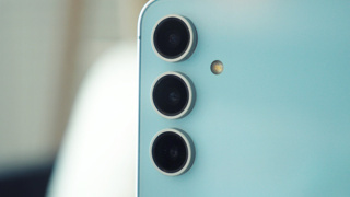 Samsung'un ucuz telefonu için sevindiren haber