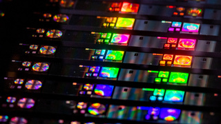 Samsung’un “metalens” teknolojisi kamera çıkıntısını tarihe karıştırabilir!