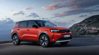 Opel ağır hasarlı Clio parasına elektrikli C-SUV satıyor, bu fırsat kaçmaz