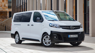 Opel’in Çok Yönlü Hafif Ticari Aracı Vivaro 25. Yıl Dönümünü Kutluyor!