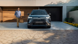 Toyota'da efsane Kasım indirimleri başladı, Corolla Cross yok parasına satılıyor