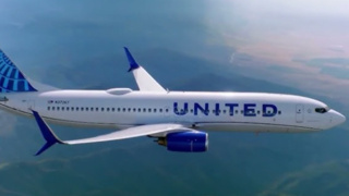 ABD’de bir uçak, camının parçalanması nedeniyle acil iniş yaptı!