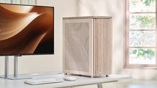 ASUS nostaljik renkleriyle öne çıkan ProArt PA401, PA602 Wood Edition bilgisayar kasalarını duyurdu