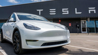 Tesla 243 milyon dolar ödeyecek!