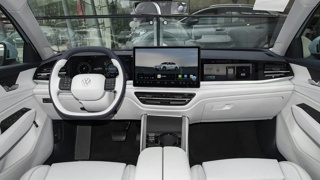 Volkswagen'den 1.468 km menzilli Passat