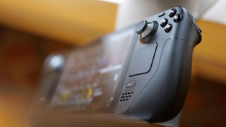 Steam Controller satın almak için 2027'ye kadar beklemek gerekebilir