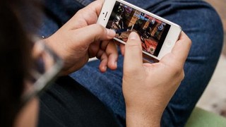 Hem oyun konsolu hem iPhone kabı!